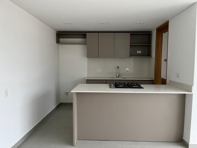 Apartamento de 2 alcobas en venta en La Ceja, 71 m² · foto 2 de 16