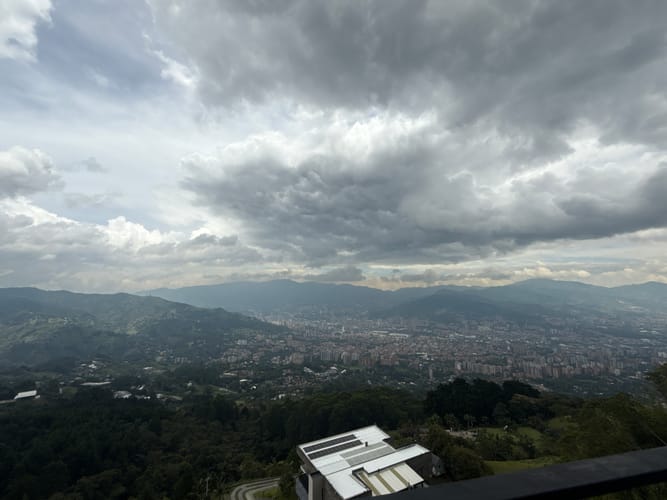 Apartamento de 4 alcobas en venta en Loma Del Chocho, Envigado, 420 m² · foto 15 de 19