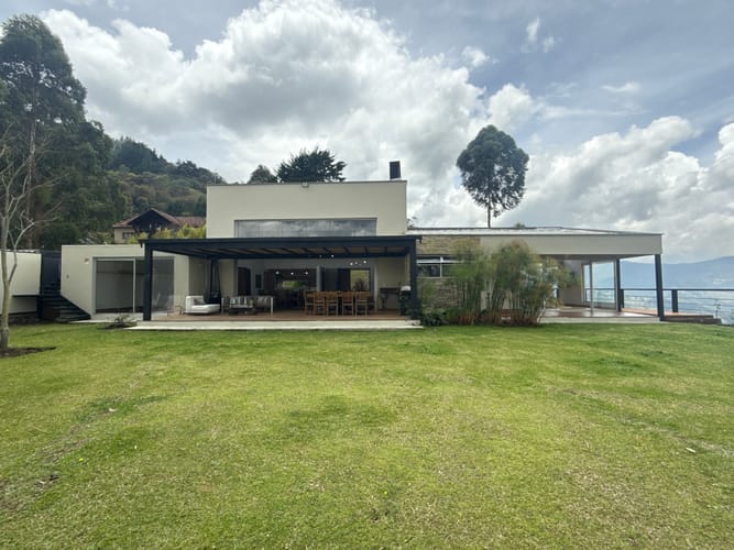 Apartamento de 4 alcobas en venta en Loma Del Chocho, Envigado, 420 m² · foto 18 de 19