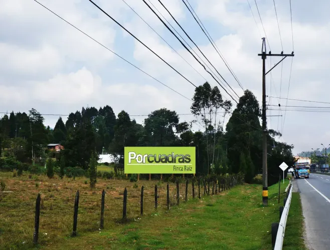 Lote en venta en La Clara, Guarne, 32000 m² · foto 5 de 6