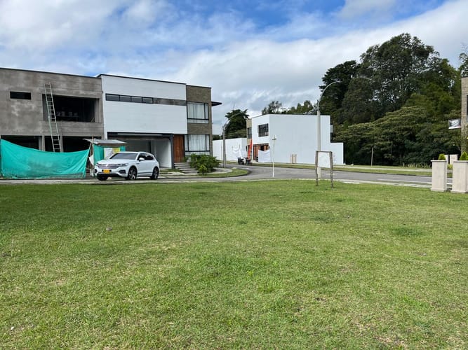 Lote en venta en El Porvenir, Rionegro, 110 m² · foto 5 de 7
