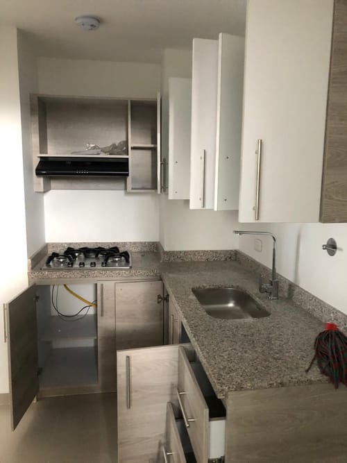 Apartamento de 2 alcobas en venta en El Porvenir, Rionegro, 72 m² · foto 3 de 13
