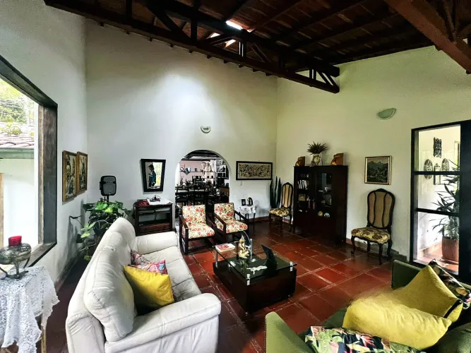 Casa de 4 alcobas en venta en Barro Blanco, Rionegro · foto 3 de 16