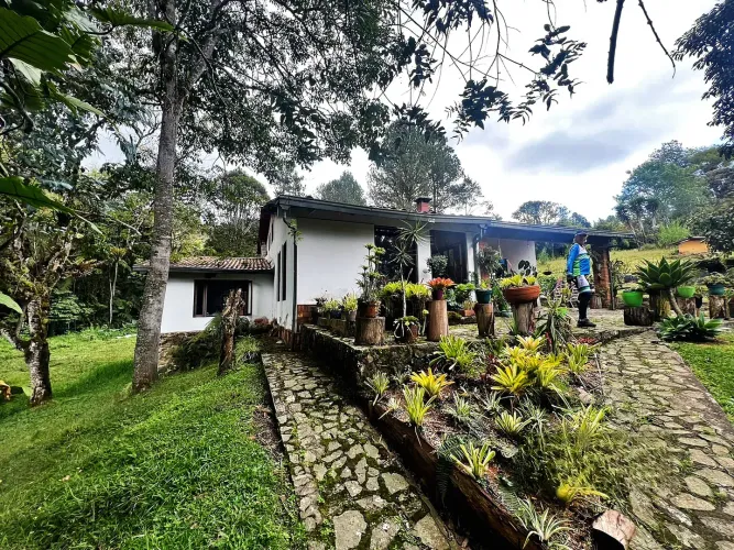 Casa de 4 alcobas en venta en Barro Blanco, Rionegro · foto 10 de 16