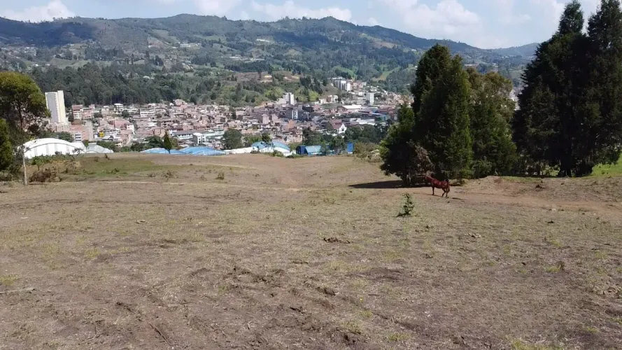 Lote en venta en El Salado, Guarne · foto 2 de 12