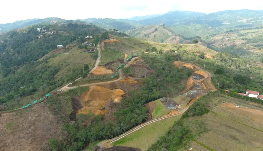 Lote en venta en San Jose, Guarne, 3411 m² · foto 10 de 11