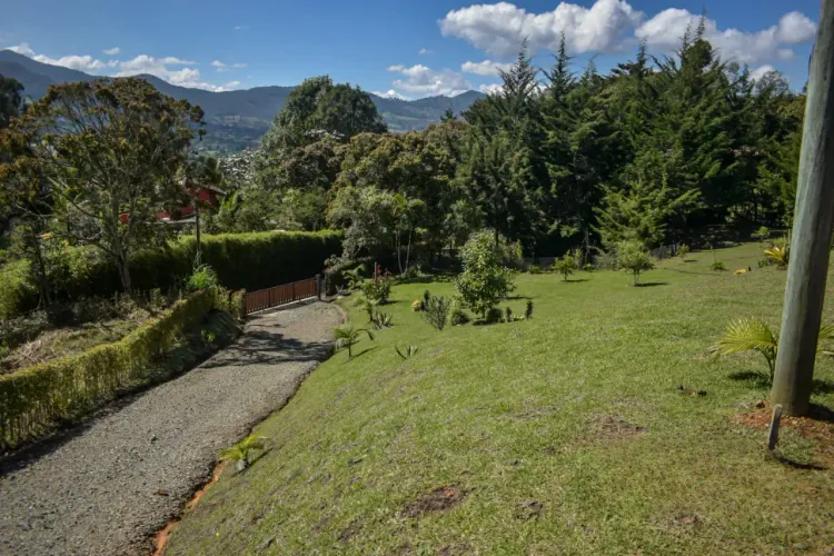 Lote en venta en Guamito, Rionegro, 4926 m² · foto 10 de 10