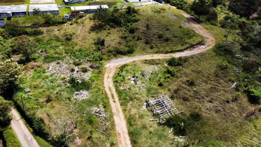 Lote en venta en La Milagrosa, La Ceja, 24400 m² · foto 3 de 11