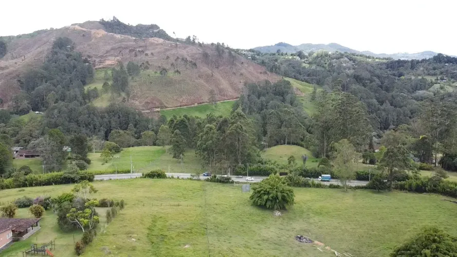 Lote en venta en Guayabito, Rionegro, 5200 m² · foto 2 de 24