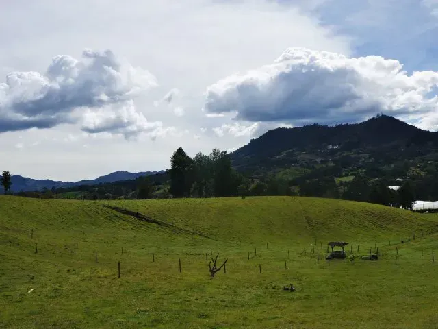 Lote en venta en Guamito, El Carmen de Viboral · foto 4 de 24