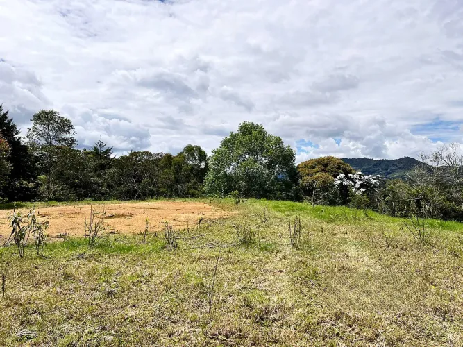 Lote en venta en El Carmen De Viboral, El Carmen de Viboral, 3285 m² · foto 12 de 14