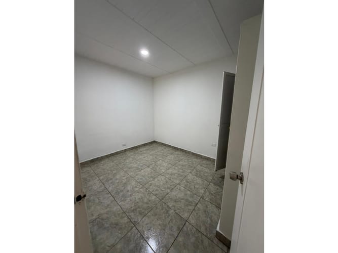 Casa de 6 alcobas en venta en La Morada, Jamundí, 214 m² · foto 12 de 24