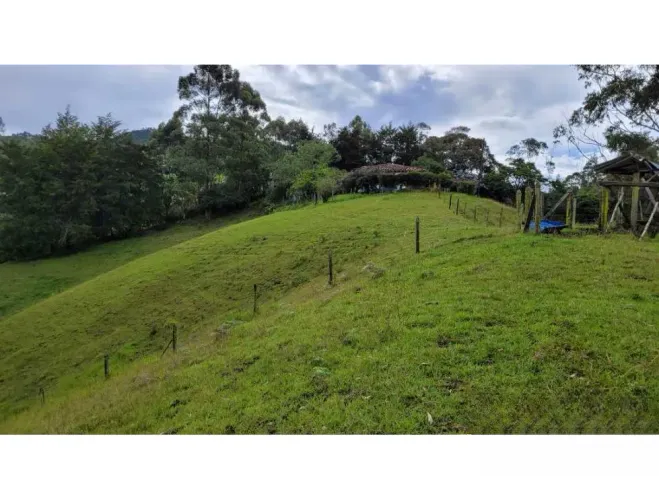 Finca en venta en El Higueron, Rionegro, 26352 m² · foto 2 de 23