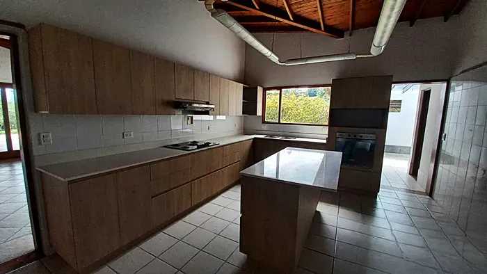 Finca en venta en Los Salados, El Retiro, 12660 m² · foto 2 de 24