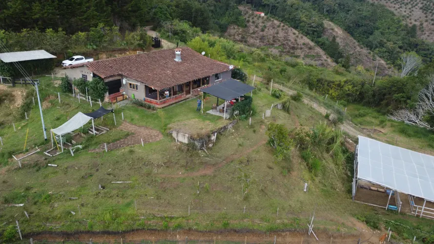 Finca en venta en La Luz, El Retiro, 30000 m² · foto 12 de 22