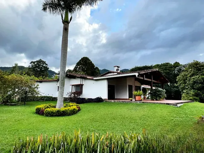 Finca en venta en Los Salados, El Retiro, 12660 m² · foto 17 de 24