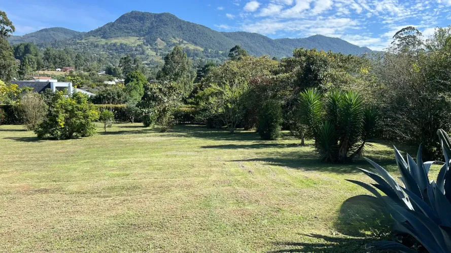 Lote en venta en Lomitas, La Ceja, 2500 m² · foto 2 de 12