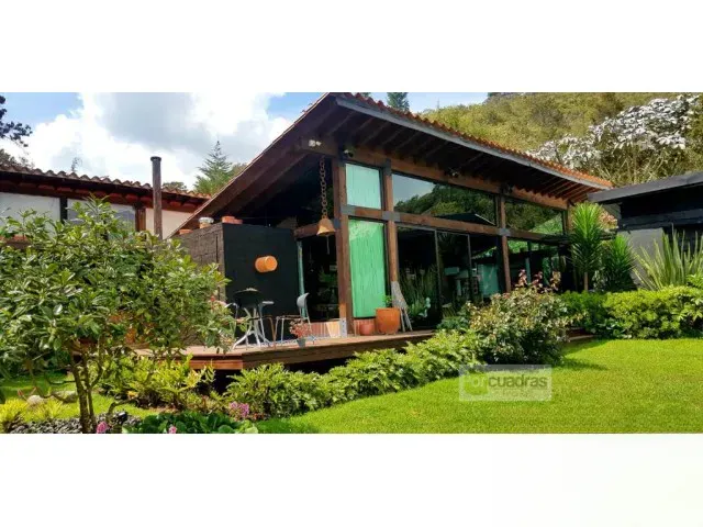 Casa de 4 alcobas en venta en Rionegro · foto 3 de 16