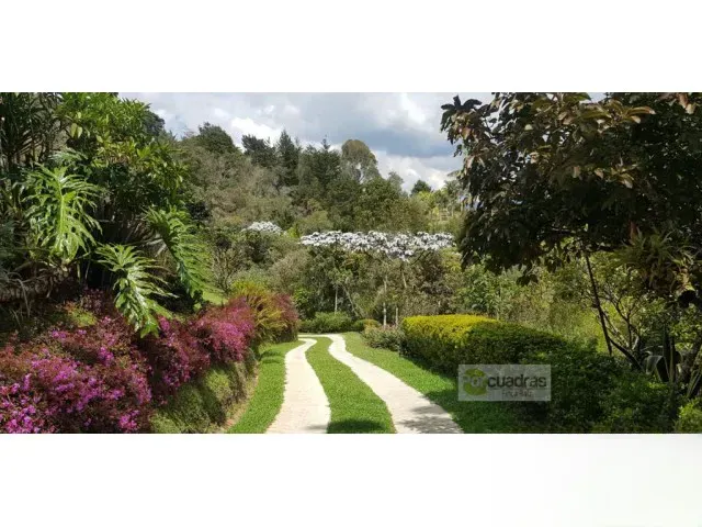 Casa de 4 alcobas en venta en Rionegro · foto 16 de 16