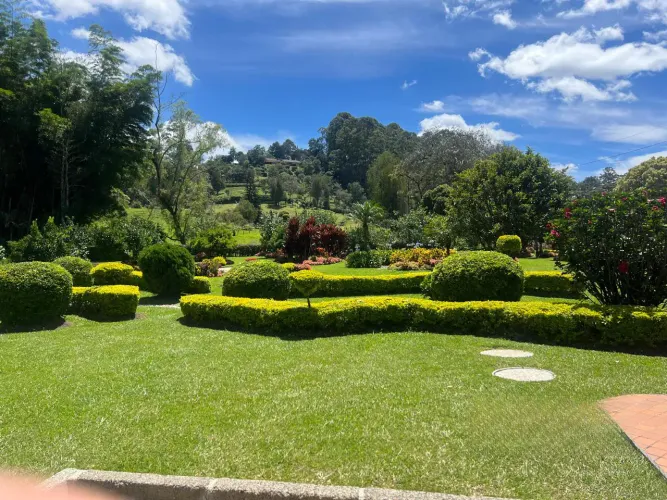 Casa de 4 alcobas en venta en Cabeceras De Llanogrande, Rionegro · foto 12 de 24