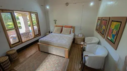 Casa de 4 alcobas en venta en Cabeceras De Llanogrande, Rionegro · foto 23 de 24