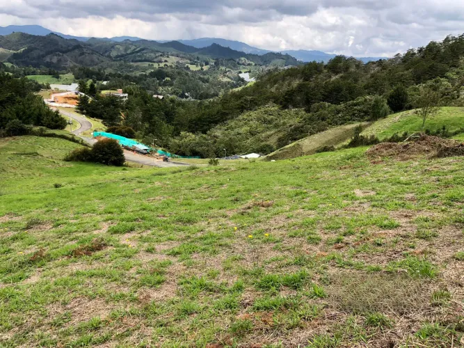 Lote en venta en El Chuscal, El Retiro, 2369 m² · foto 6 de 18