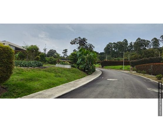 Lote en venta en Mesa, Envigado, 1737 m² · foto 3 de 12