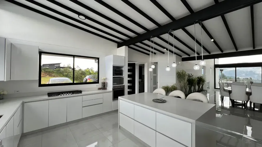 Casa de 4 alcobas en venta en Pantanillo, El Retiro, 1690 m² · foto 5 de 24
