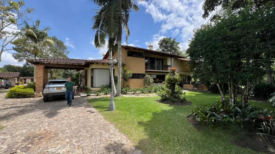Casa de 4 alcobas en venta en Llano Grande, Rionegro · foto 8 de 24