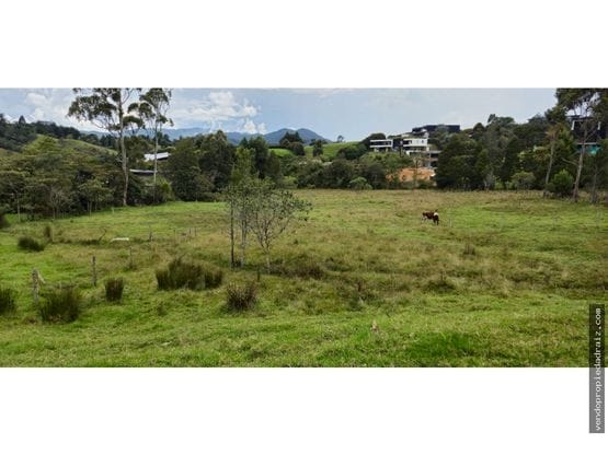 Lote en venta en Mesa, Envigado, 11991 m² · foto 5 de 9