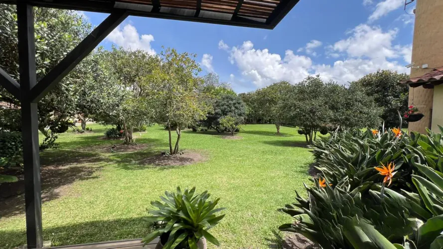 Casa de 4 alcobas en venta en Llano Grande, Rionegro · foto 18 de 24