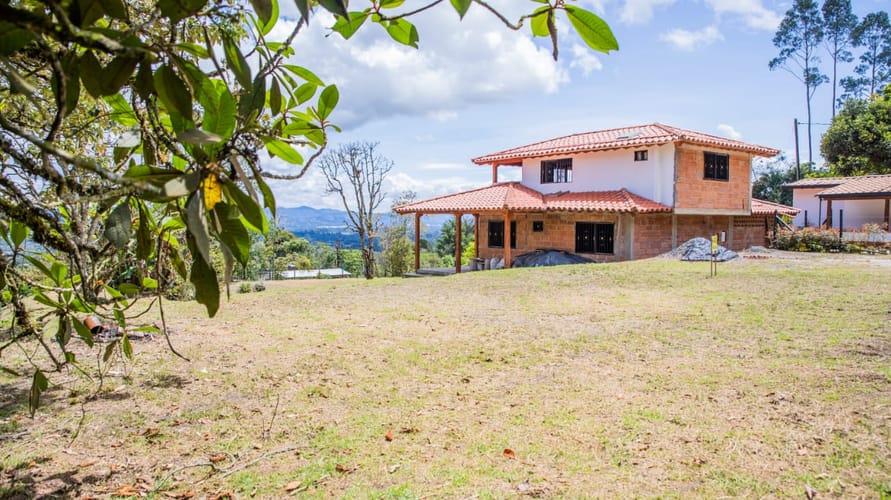 Finca en venta en El Carmen De Viboral, El Carmen de Viboral, 250 m² · foto 3 de 19