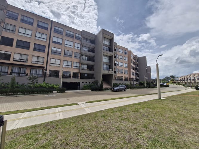Apartamento de 2 alcobas en venta en Llano Grande, Rionegro, 97 m² · foto 14 de 15