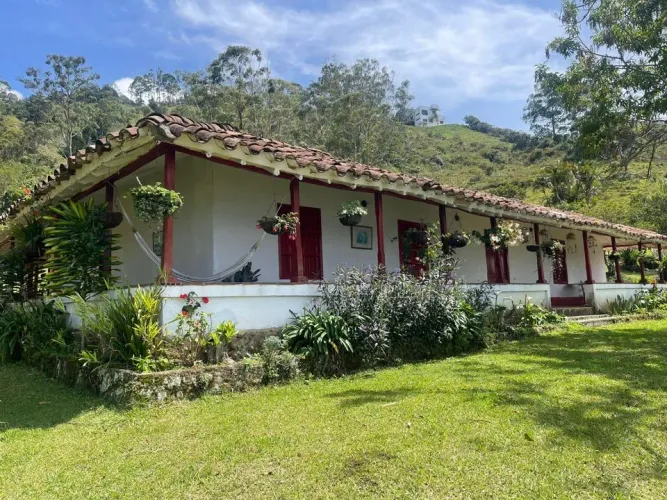 Lote en venta en Simon Bolivar Sb (Centro), Copacabana, 14952 m² · foto 2 de 14