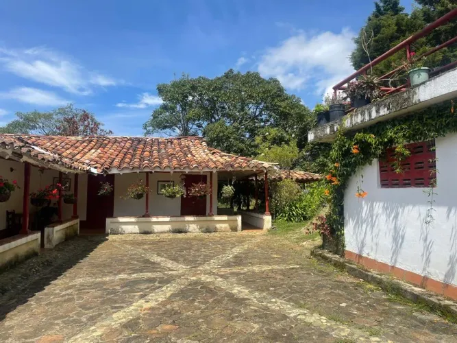 Lote en venta en Simon Bolivar Sb (Centro), Copacabana, 14952 m² · foto 13 de 14