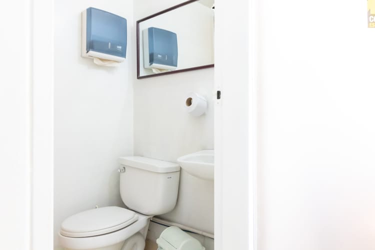 Local en venta en Bolivariana, Medellín, 58 m² · foto 7 de 17