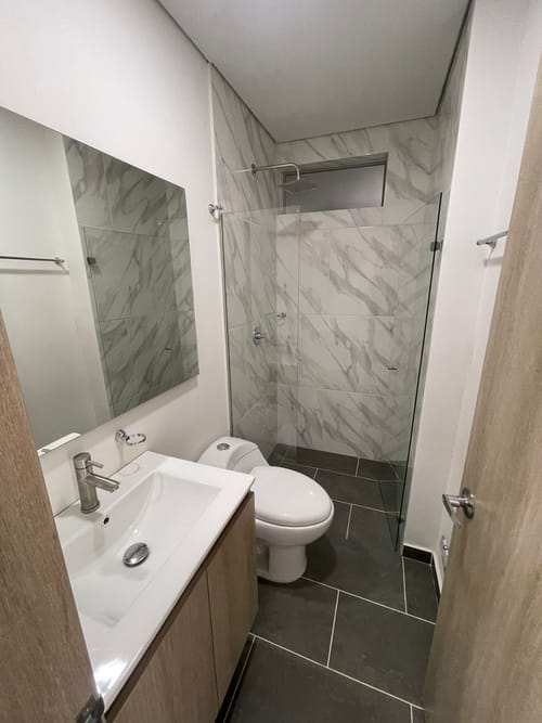 Apartamento de 2 alcobas en venta en Entreamigos, Sabaneta, 61 m² · foto 12 de 13