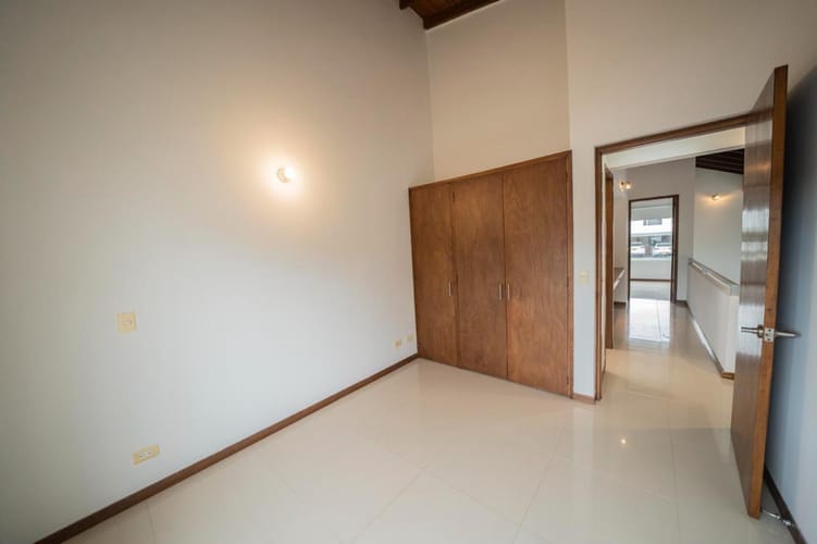 Casa de 3 alcobas en venta en Los Salados, El Retiro, 162 m² · foto 14 de 17
