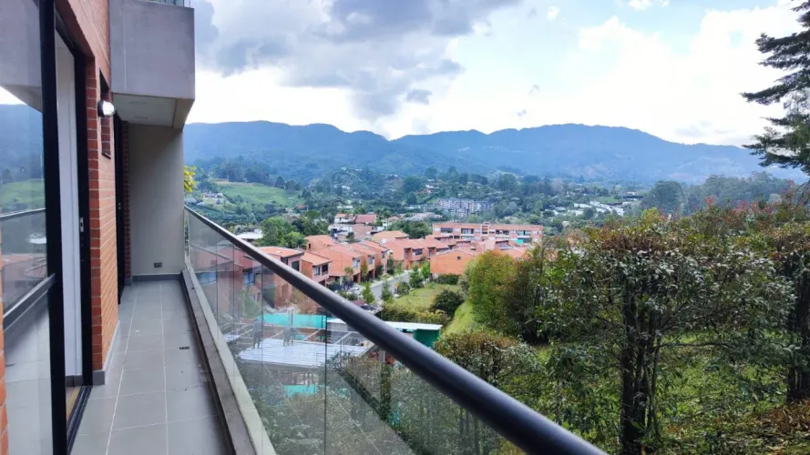 Apartamento de 2 alcobas en venta en El Retiro, 78 m² · foto 9 de 16