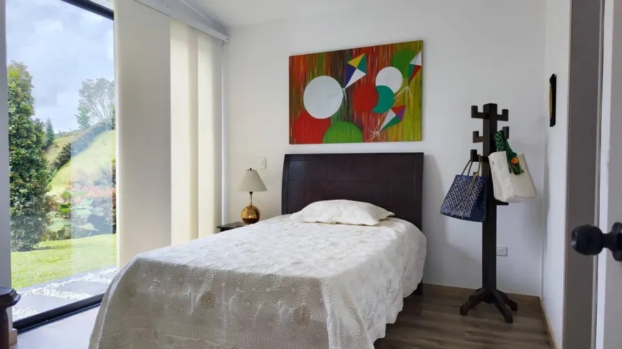 Casa de 4 alcobas en venta en El Retiro, 1817 m² · foto 8 de 20