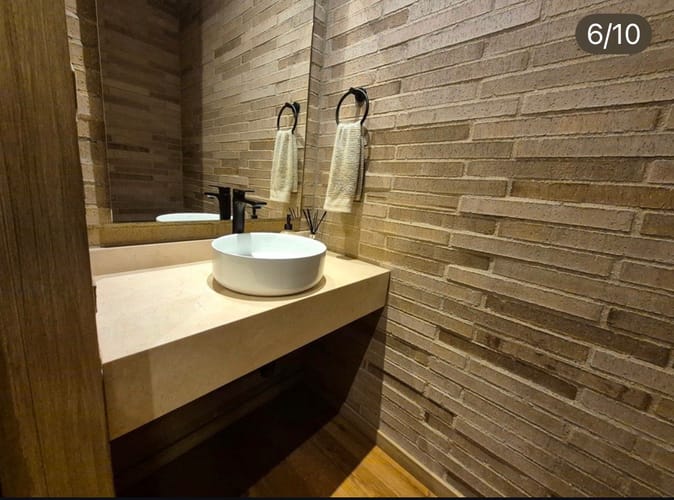 Apartaestudio en venta en El Poblado, Medellín, 112 m² · foto 7 de 8