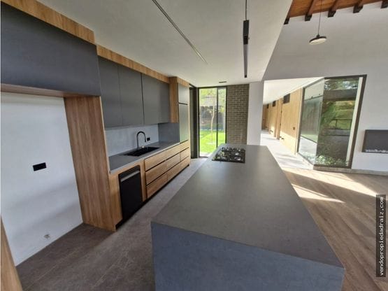Casa de 6 alcobas en venta en Guarne, 710 m² · foto 6 de 24