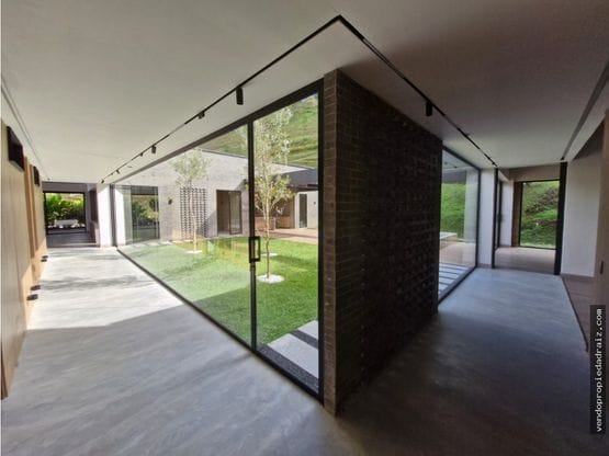 Casa de 6 alcobas en venta en Guarne, 710 m² · foto 12 de 24