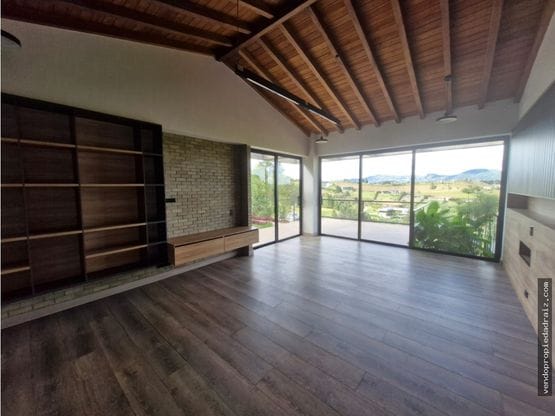 Casa de 6 alcobas en venta en Guarne, 710 m² · foto 17 de 24