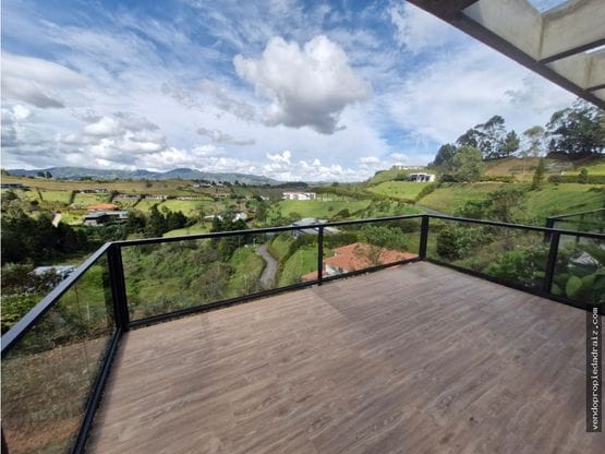 Casa de 6 alcobas en venta en Guarne, 710 m² · foto 22 de 24