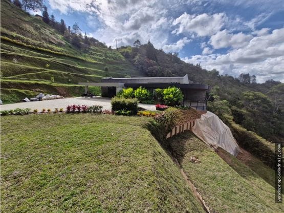 Casa de 6 alcobas en venta en Guarne, 710 m² · foto 23 de 24