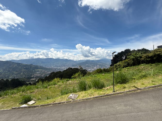 Lote en venta en Mesa, Envigado, 2865 m² · foto 7 de 12