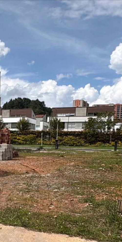 Lote en venta en El Porvenir, Rionegro, 94 m² · foto 4 de 13