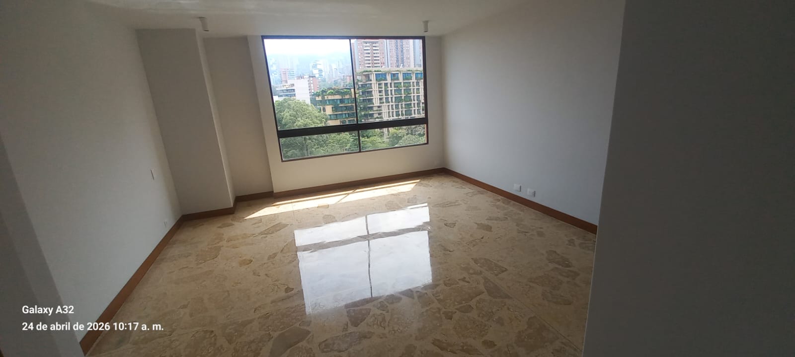 Apartamento en venta en El Poblado, Medellín · foto 10 de 24