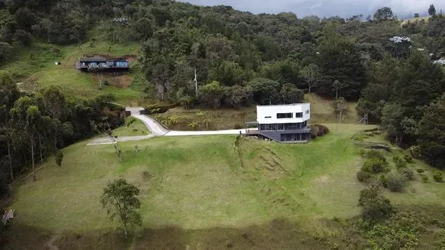 Casa de 3 alcobas en venta en Los Salados, El Retiro · foto 21 de 24